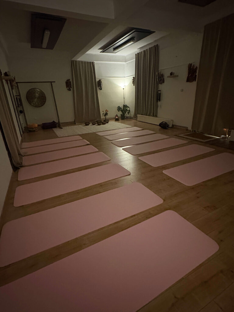 Terapevtski prostor Axis Spiritus — zvočne kopeli in terapije v Ljubljani